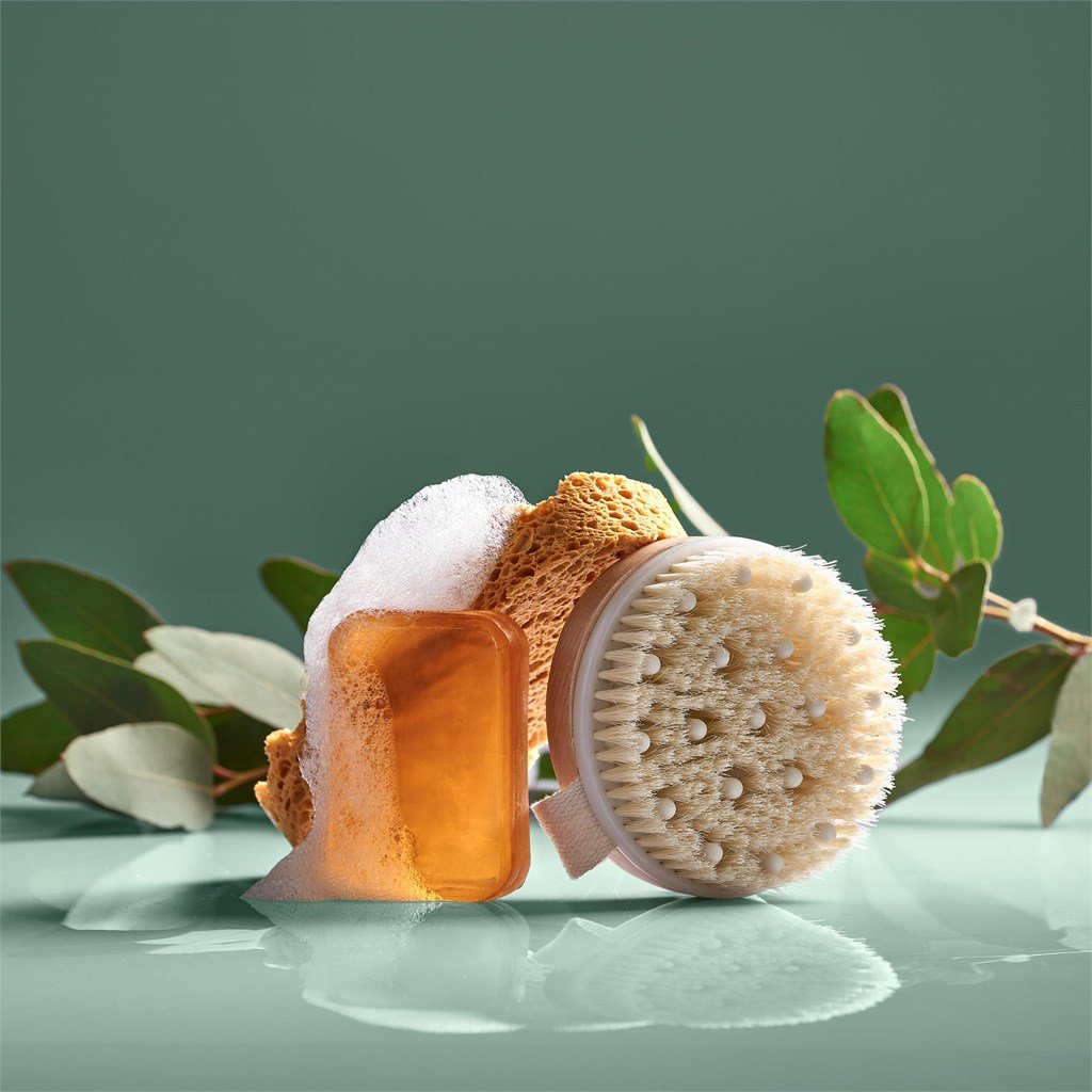 Eva & Elm Aura Bath Massage & Exfoliate Brush - Image 2