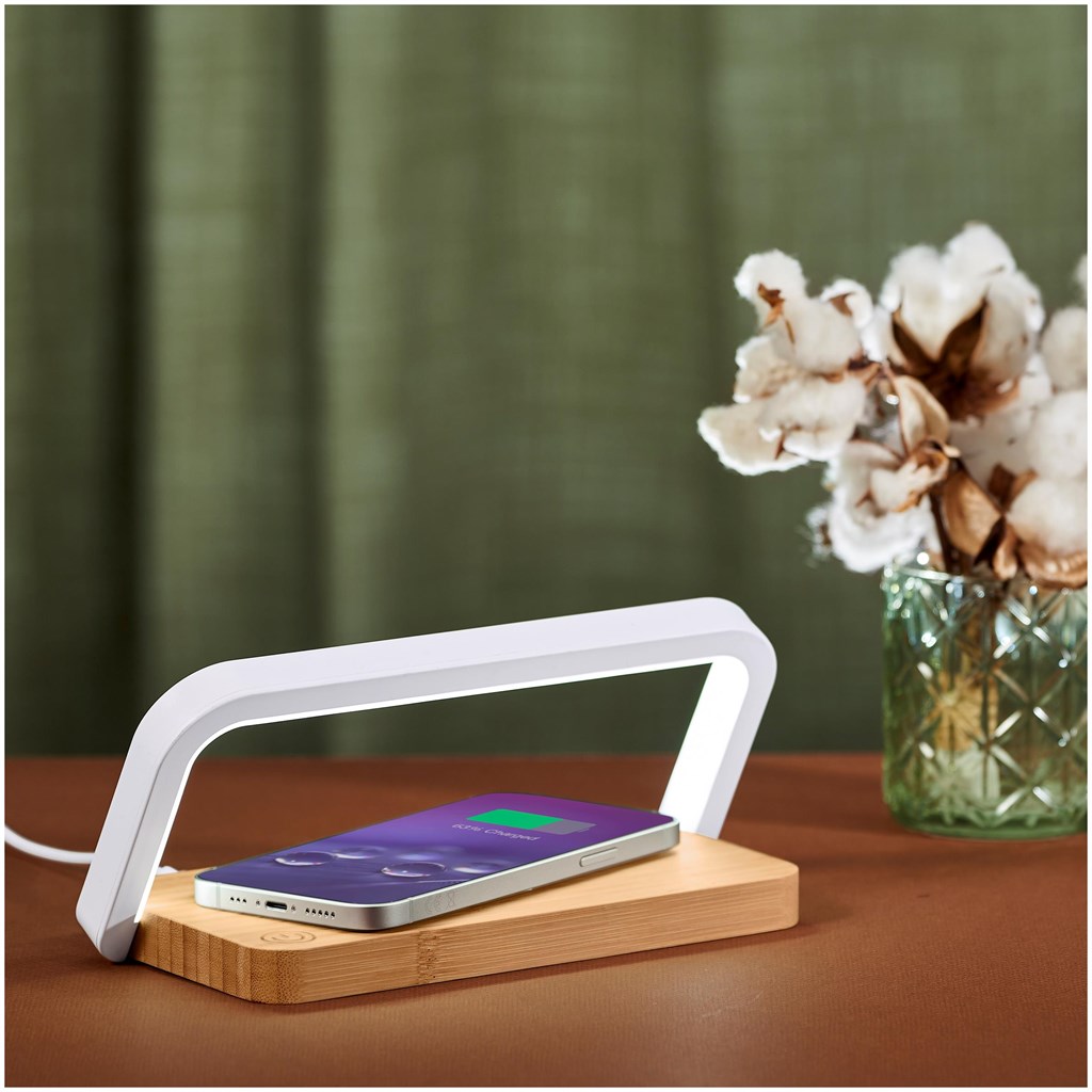 Okiyo Yoru Bamboo Wireless Charger & Night Light - Image 9